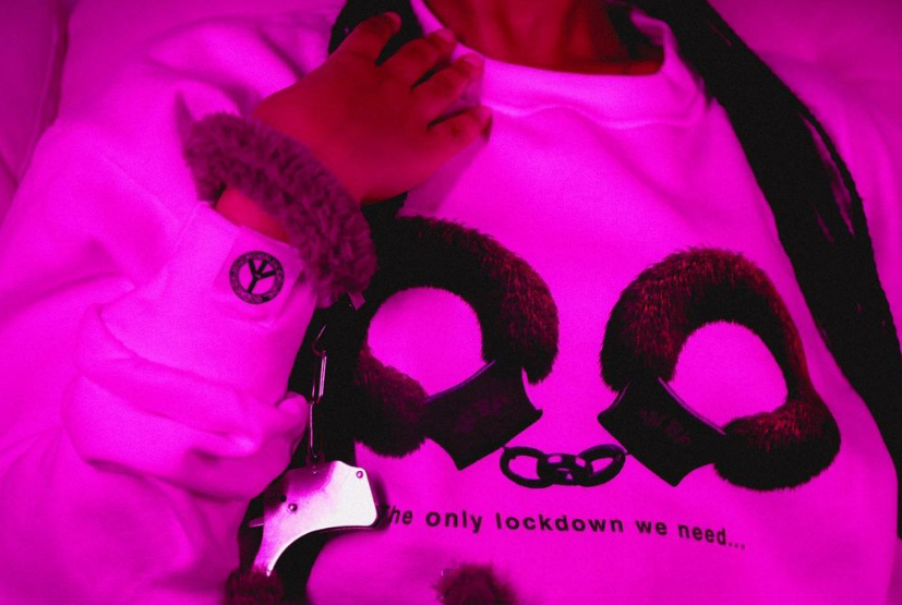 LOVE LOCKDOWN SWEATSHIRT